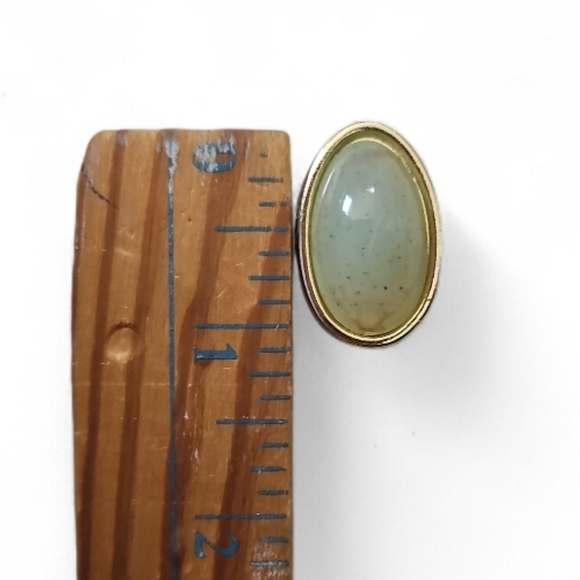 Vintage Gold Tone Oval Stud Earrings Robin Egg Blue Cabochon Classic Retro - Picture 9 of 9